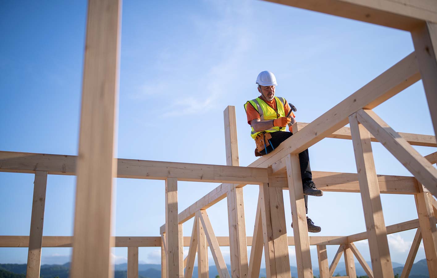 Holzkonstruktion für ein Haus aus Holz Holzkonstruktion - Baustelle eines Holzhauses